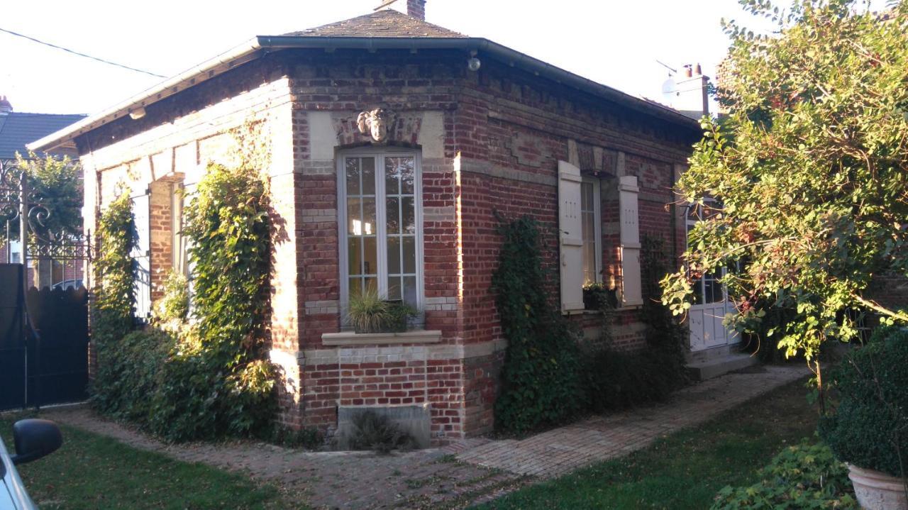 Hotel Le Jardin Des Ecureuils Demuin Exteriér fotografie